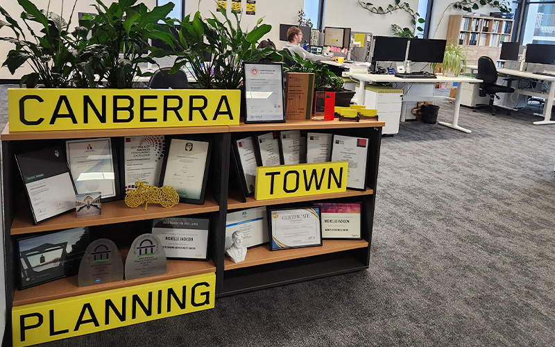 Certificate bookshelf